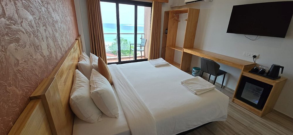 AIMI BEACH GULHI 3*