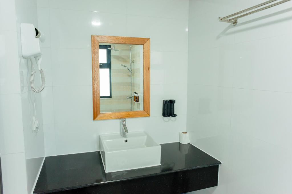 AIMI BEACH HOTEL GUEST HOUSE 0*
