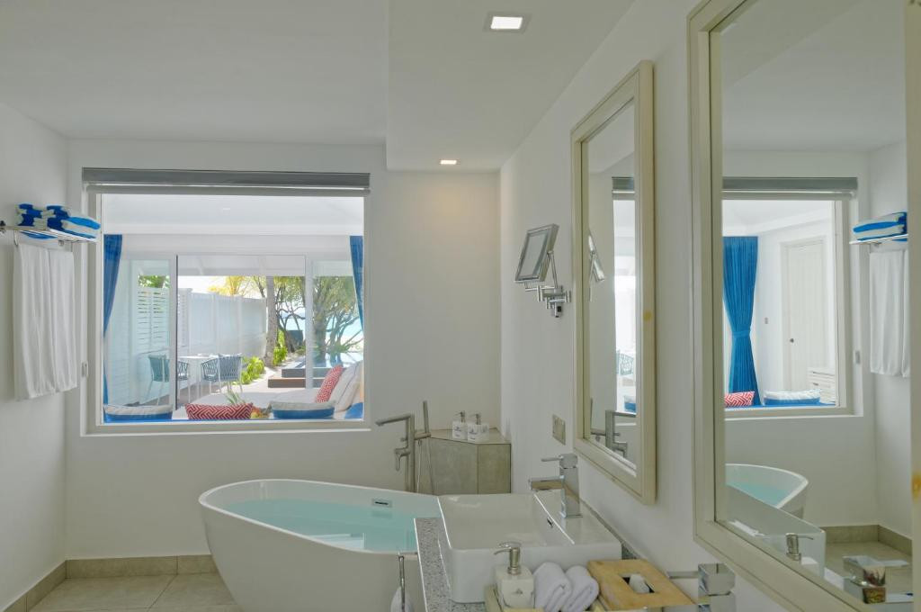 VILLA NAUTICA (EX. PARADISE ISLAND RESORT & SPA) 5*