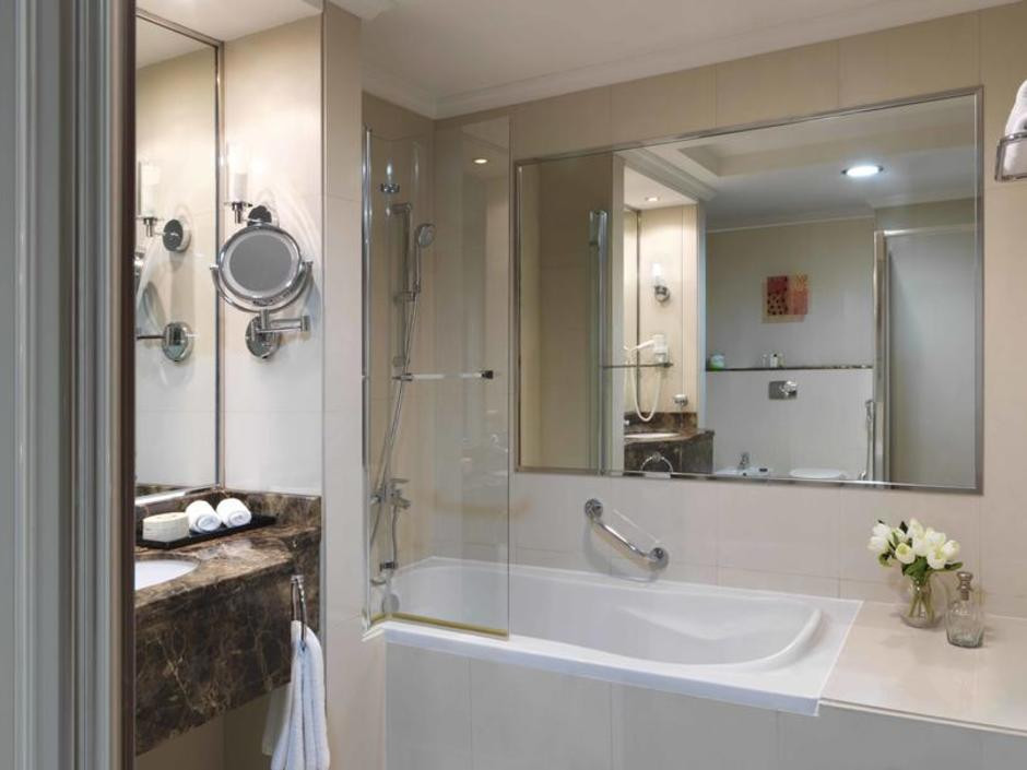 PARK REGIS KRIS KIN HOTEL 4*