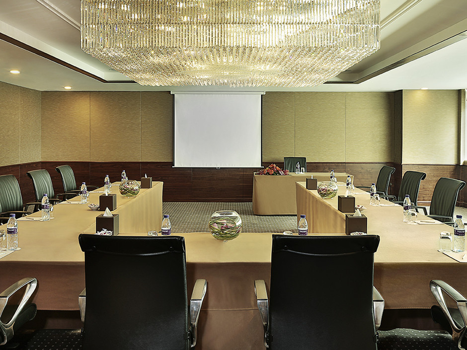 PARK REGIS KRIS KIN HOTEL 4*