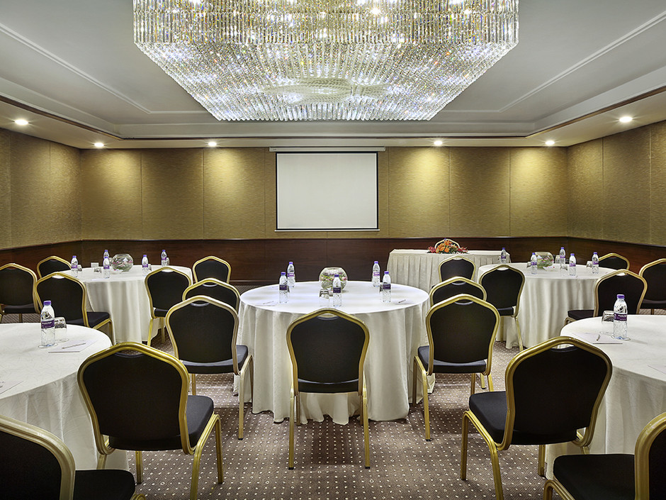 PARK REGIS KRIS KIN HOTEL 4*