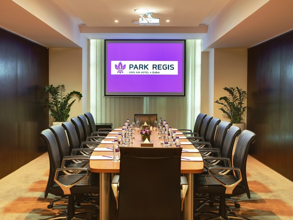 PARK REGIS KRIS KIN HOTEL 4*