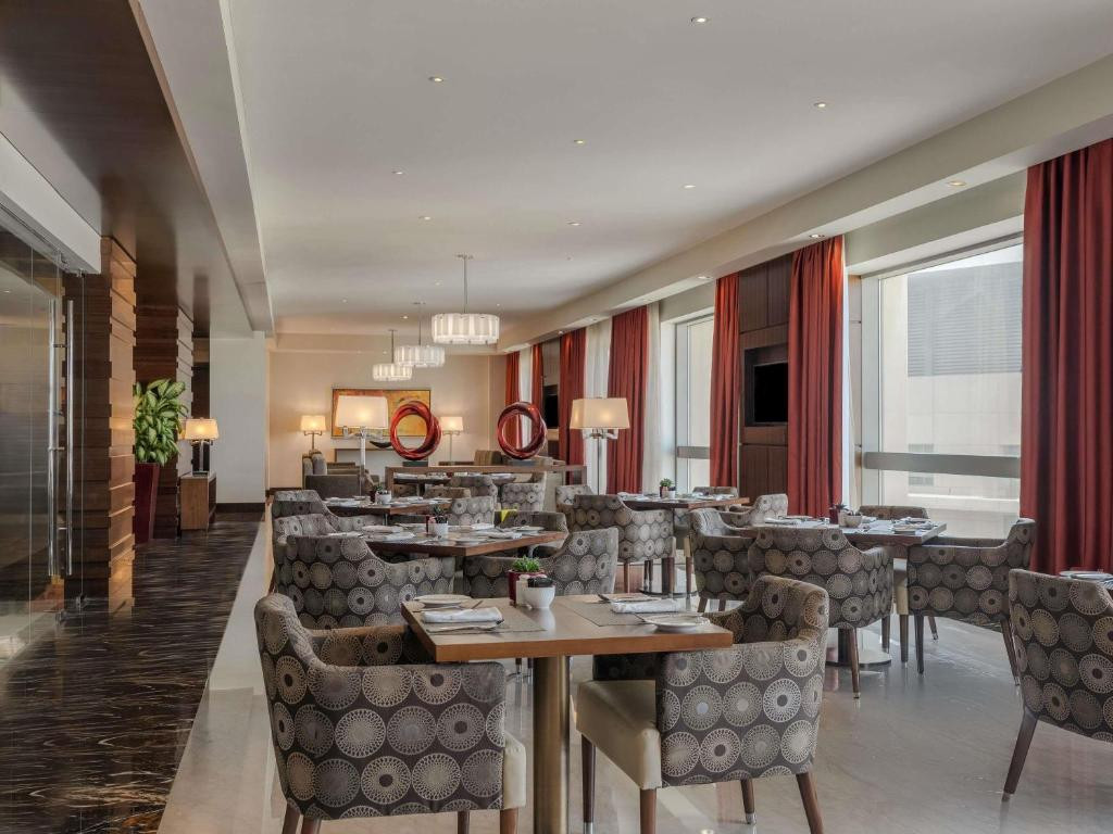 SWISSOTEL AL GHURAIR (EX. AL GHURAIR HOTEL BY ACCORHOTELS) 5*
