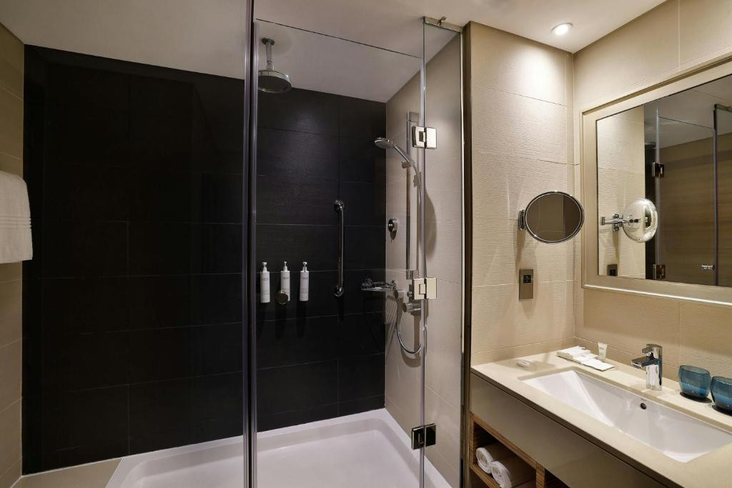COURTYARD BY MARRIOTT WORLD TRADE CENTER ABU DHABI 4*
