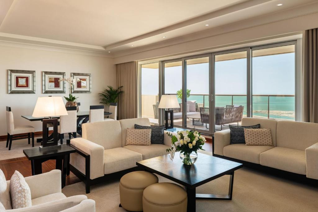GROSVENOR HOUSE (EX. GROSVENOR HOUSE WEST MARINA BEACH) 5*