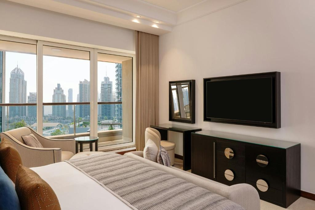 GROSVENOR HOUSE (EX. GROSVENOR HOUSE WEST MARINA BEACH) 5*