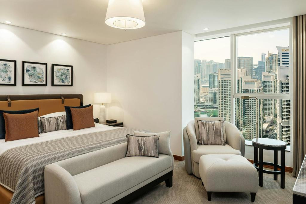 GROSVENOR HOUSE (EX. GROSVENOR HOUSE WEST MARINA BEACH) 5*