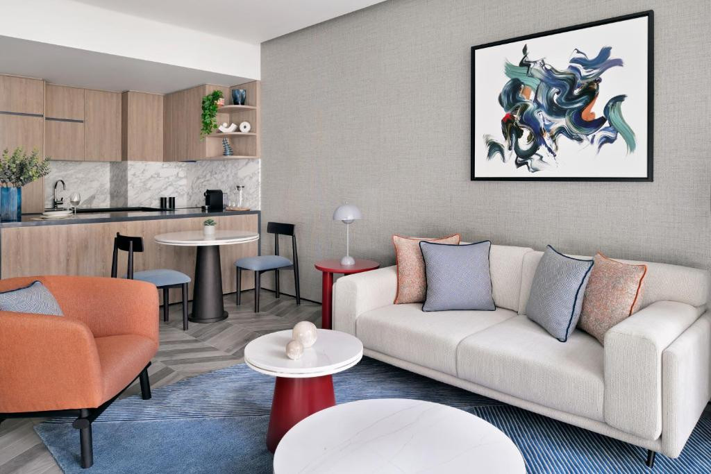 INTERCONTINENTAL DUBAI MARINA 5*