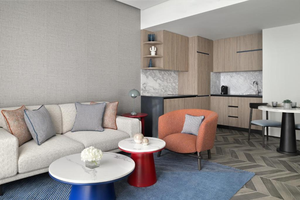 INTERCONTINENTAL DUBAI MARINA 5*