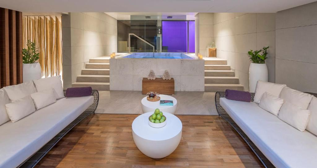 INTERCONTINENTAL DUBAI MARINA 5*