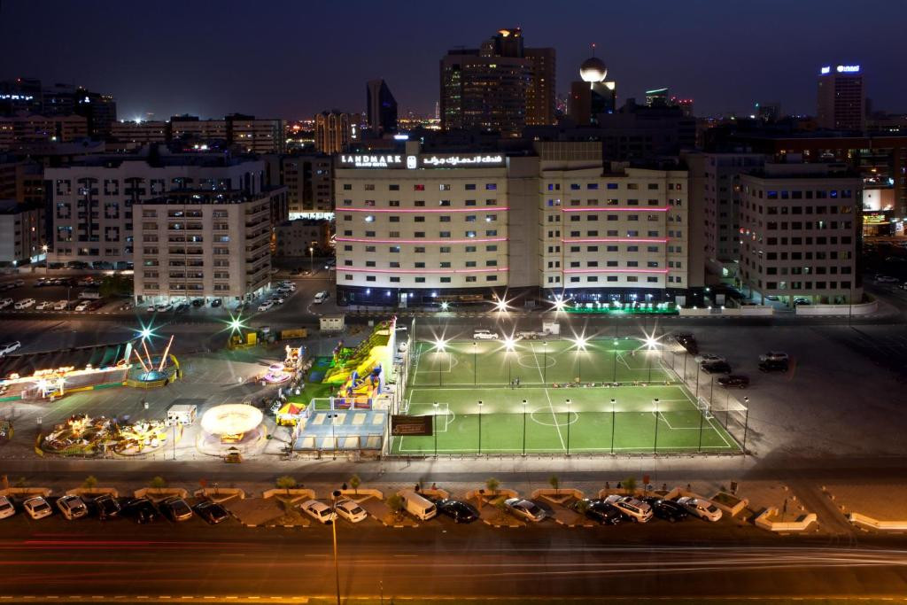 LANDMARK GRAND HOTEL 4*