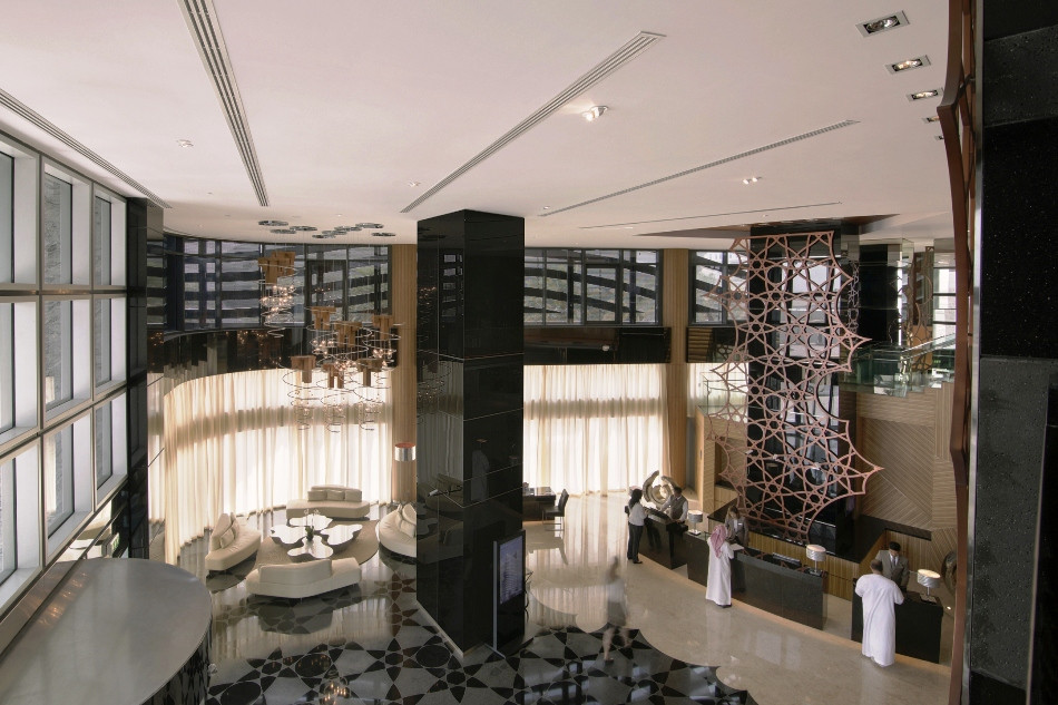 PEARL ROTANA CAPITAL CENTRE 4*