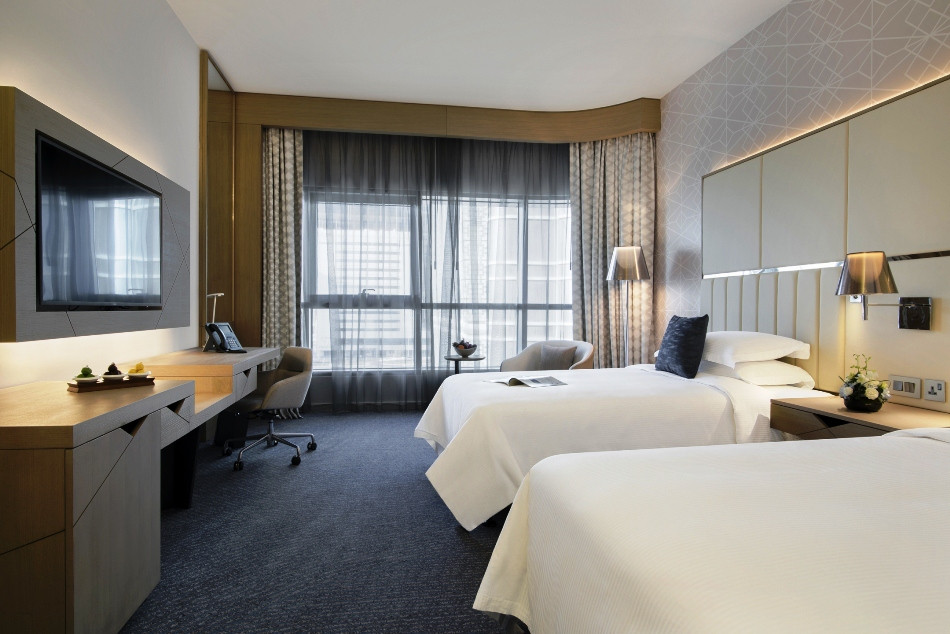 PEARL ROTANA CAPITAL CENTRE 4*