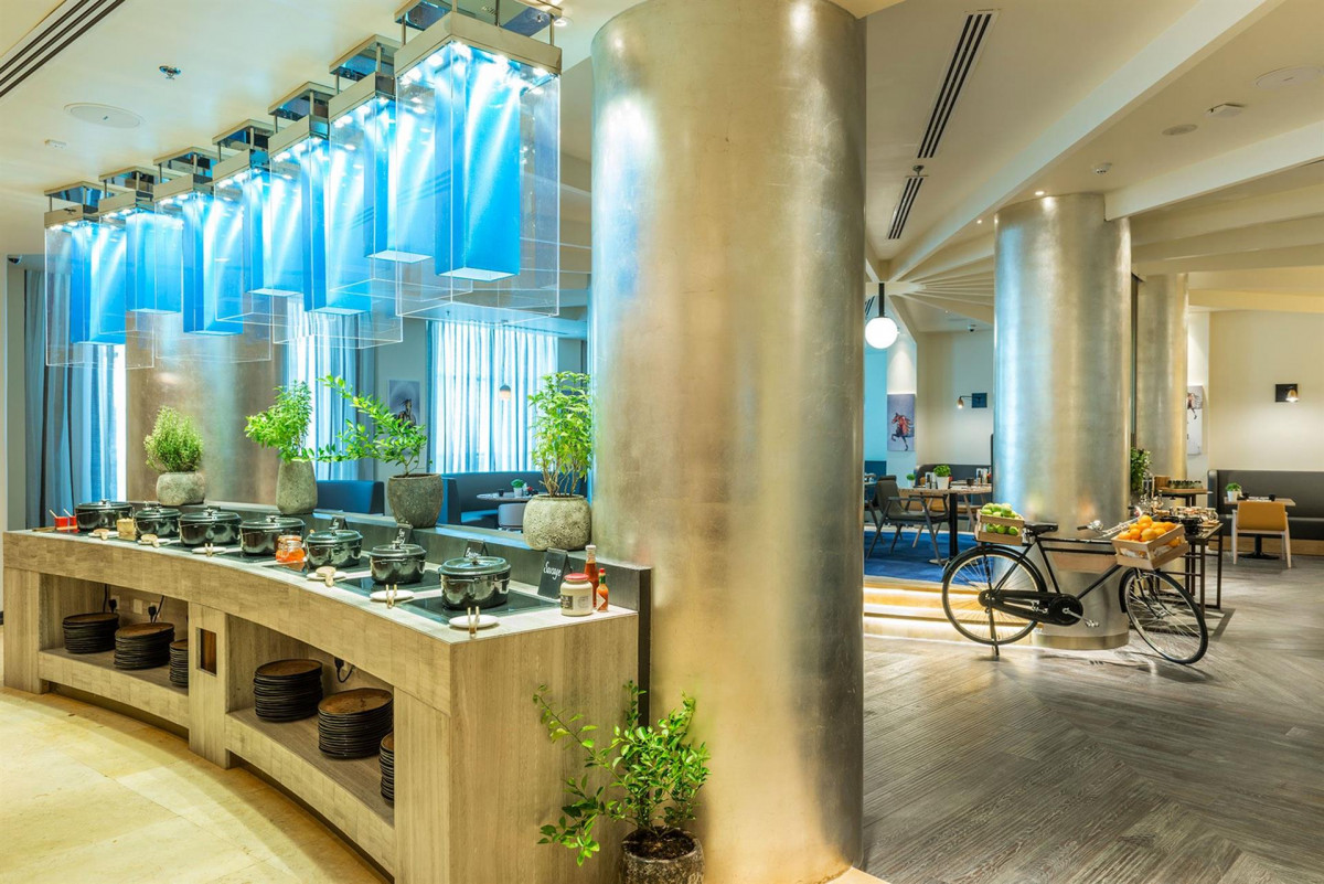 RADISSON BLU AJMAN 4*