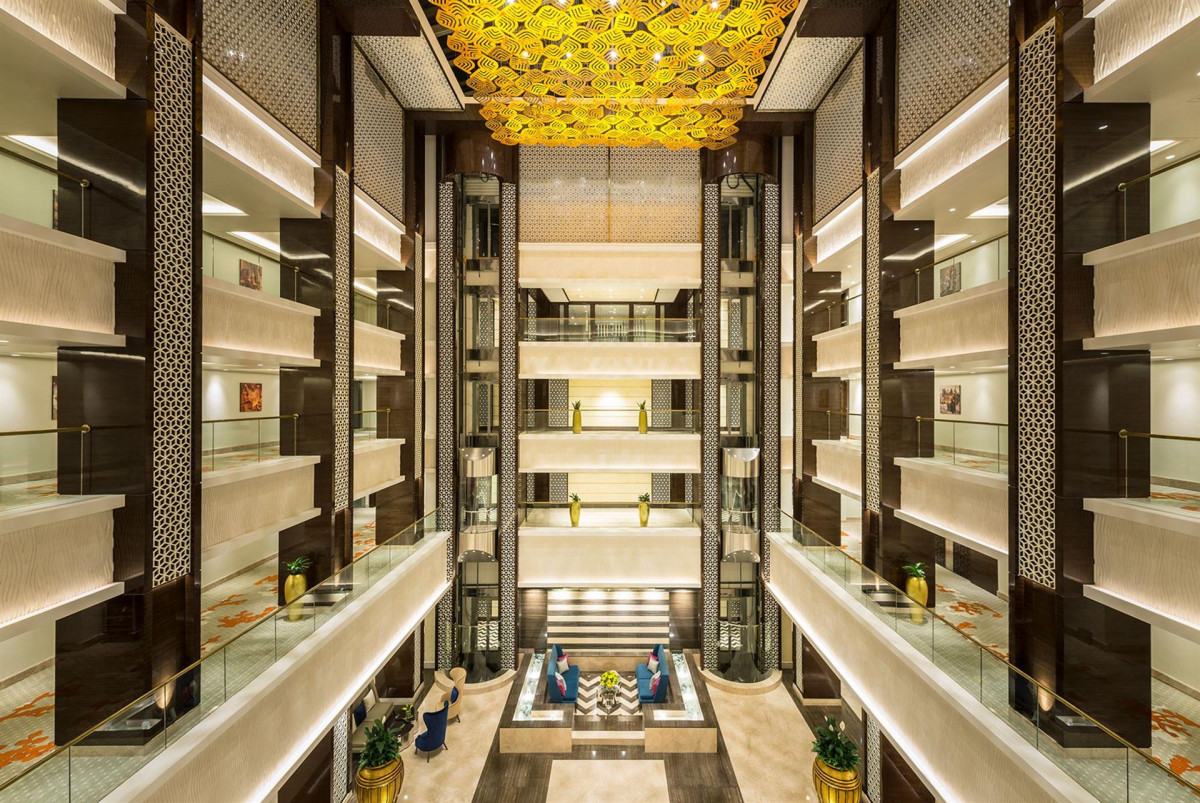 RADISSON BLU AJMAN 4*