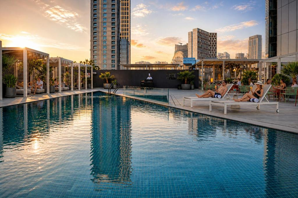 MILLENNIUM CENTRAL DOWNTOWN 4*
