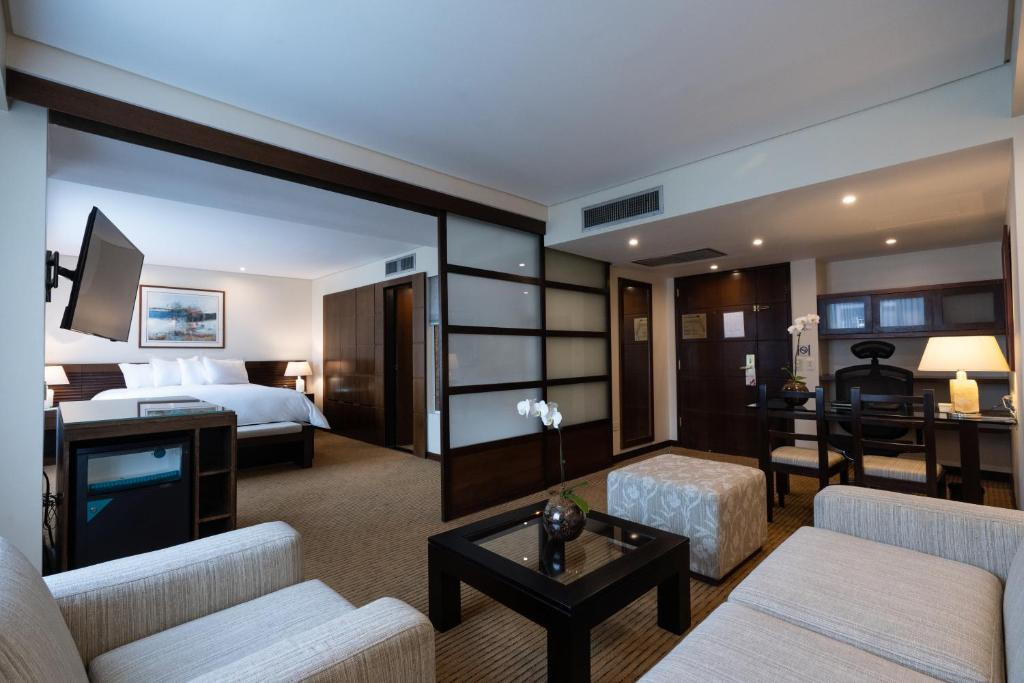 EUROBUILDING HOTEL & SUITES CARACAS 5*