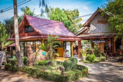 Отель Lanta Pearl Beach Resort