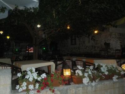 Отель White City Pension