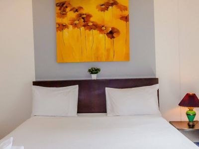 Отель Baan Yuyen Karon Guesthouse
