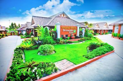 Отель Benwadee Resort