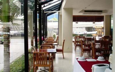 Отель Bangkok City Suite