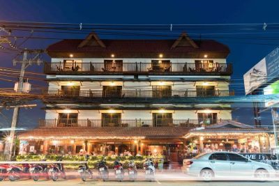 Отель Jomtien Boathouse