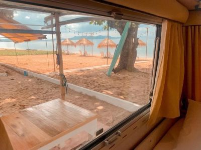 Отель Beach House Camp
