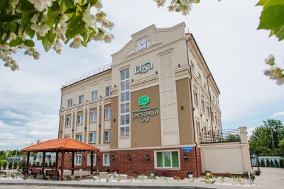 ОРЕХОВЫЙ САД