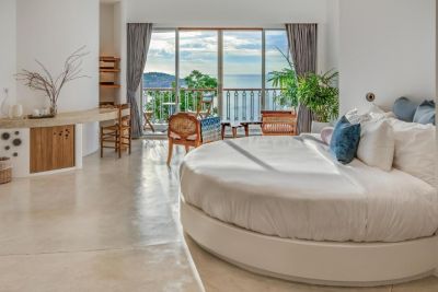 Отель Ampersand Resort