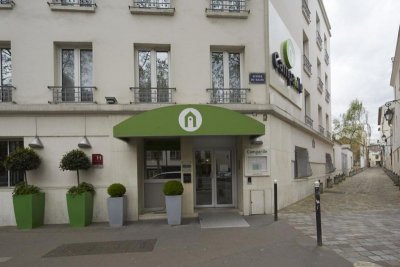 Отель Campanile Paris 14 - Maine Montparnasse