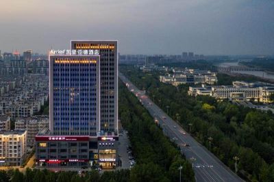 Отель Kyriad Marvelous Hotel