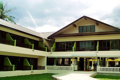 Отель Golden Sands Beach Resort