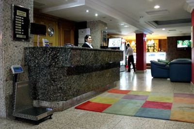 VERSION HOTEL LALELI