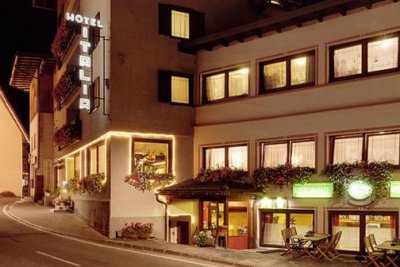 Отель Italia Hotel Canazei