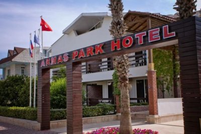 Отель Armas Park Hotel (Ex. Feronia Hills Hotel)