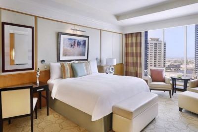 Отель The Ritz-Carlton Executive Residences Difc