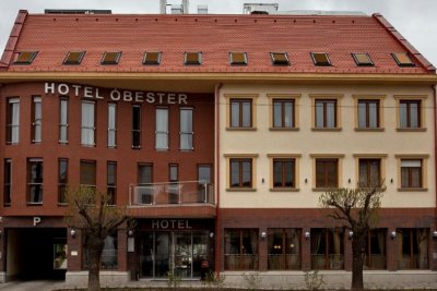 Отель Obester