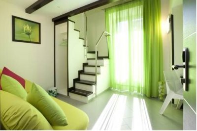 Отель Sorrento Flats B&B