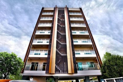 Отель The Aim Sathorn