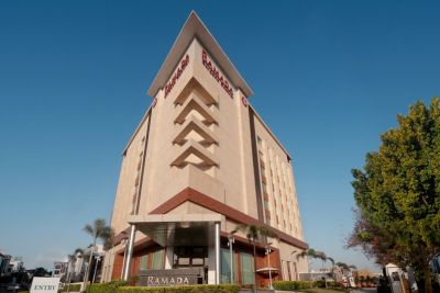 Отель Ramada Gurgaon Central