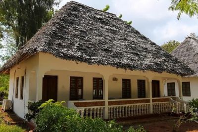 Отель The Nungwi Inn