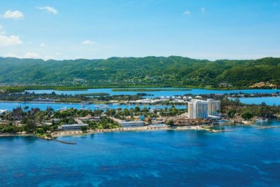Отель Sunscape Cove Montego Bay Hotel