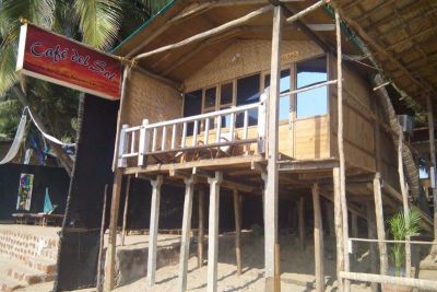 Отель Cafe Del Mar By The Beach (Ex. Cafe Del Sol Beach)