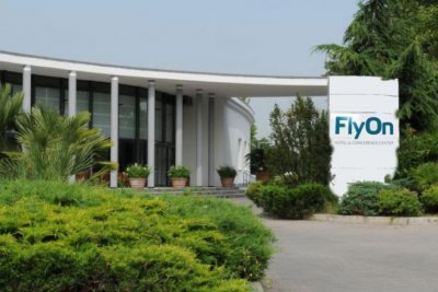 FLYON HOTEL & CONFERENCE CENTER
