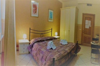 Отель Felicia Bed & Breakfast