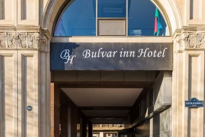 12 INN BULVAR