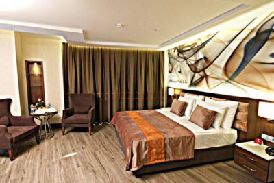 Отель B Business Hotel & Spa
