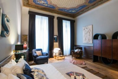 Отель Soprarno Suites